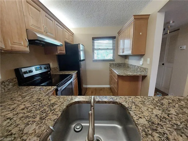 9291 Central Park DR # 105, FORT MYERS FL 33919