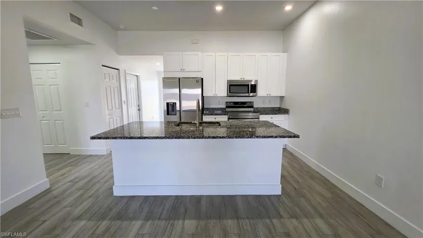 2909 SW Santa Barbara  PL, Cape Coral, FL 33914