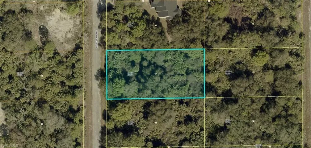 404 Cleveland Ave, Lehigh Acres, Florida 33972
