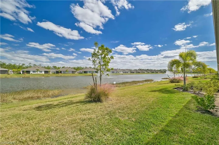 20526  Plumwood  LOOP, North Fort Myers, FL 33917