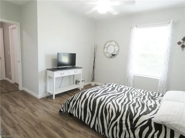 4630 Sw 16th Pl, Cape Coral, Florida 33914