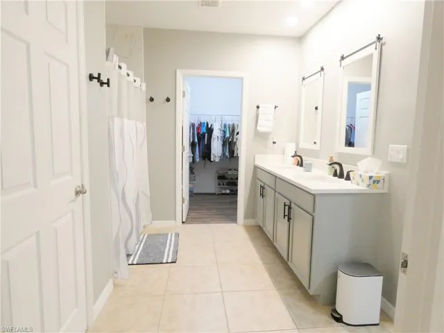 4630 Sw 16th Pl, Cape Coral, Florida 33914
