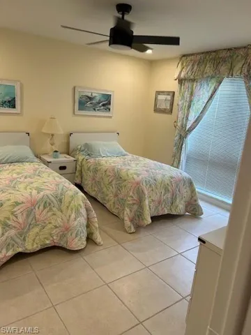 Guest bedroom