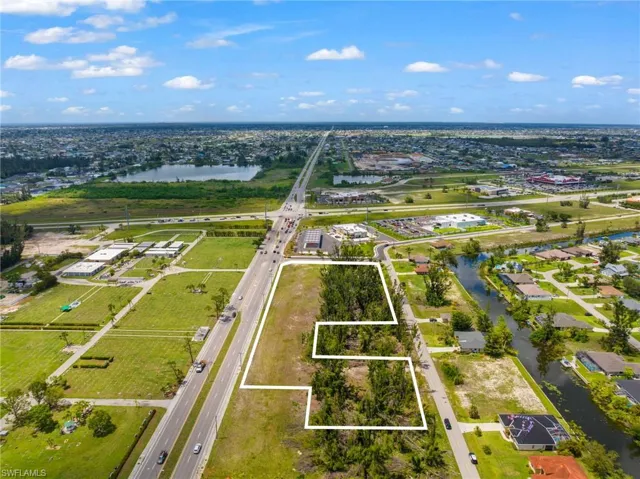 919 Chiquita Blvd S, Cape Coral, Florida 33991