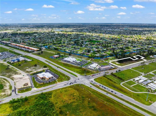 919 Chiquita Blvd S, Cape Coral, Florida 33991