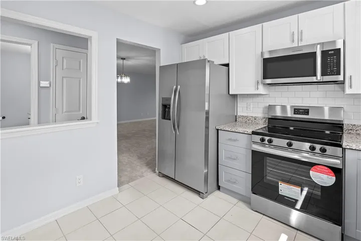 1574  Trafalgar  LN, Naples, FL 34116