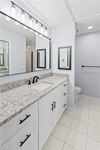 1574  Trafalgar  LN, Naples, FL 34116