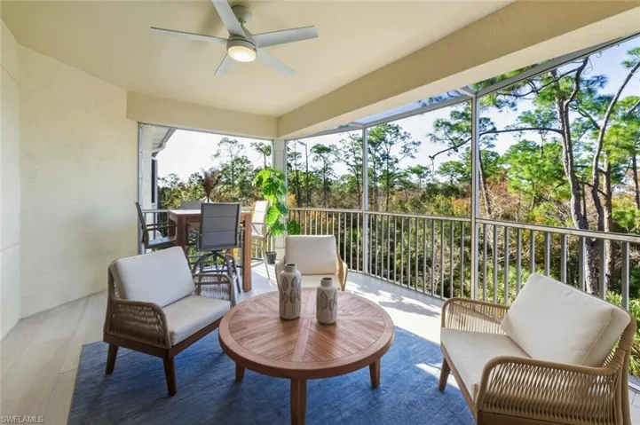 4833 Hampshire Ct 302, Naples, Florida 34112