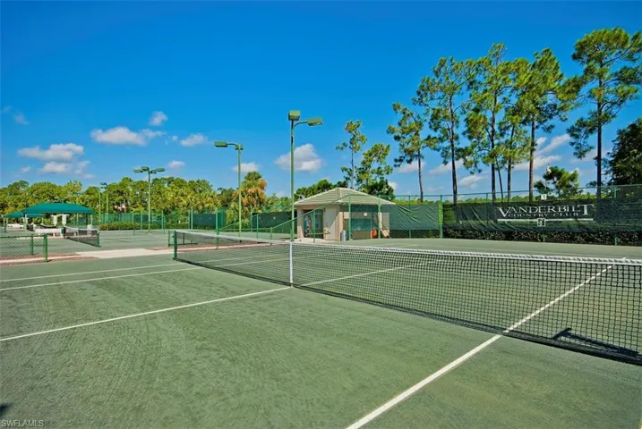 8477  Radcliffe  TER, Naples, FL 34120