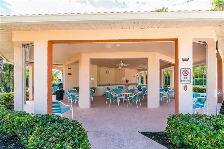 View of patio / terrace with outdoor dining area