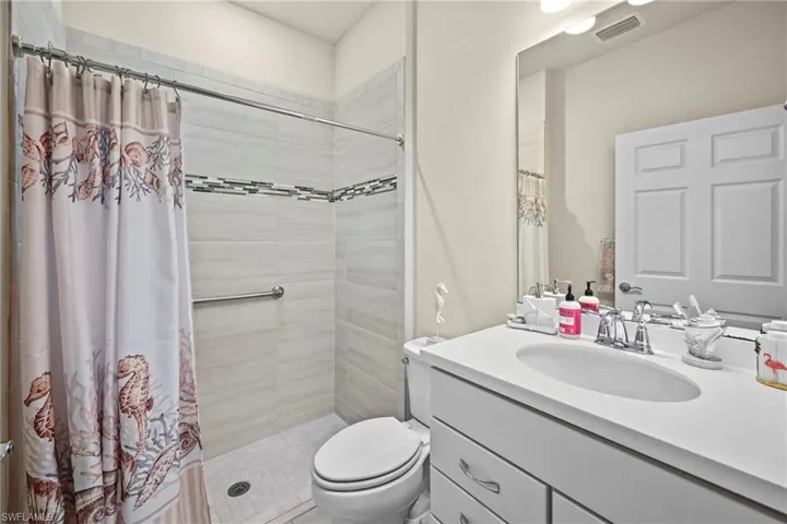 19511 Deming Ln, Estero, Florida 33928