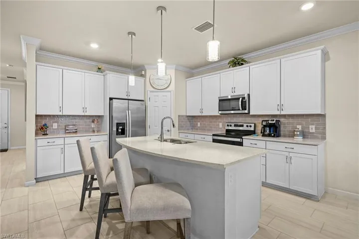 19511 Deming Ln, Estero, Florida 33928