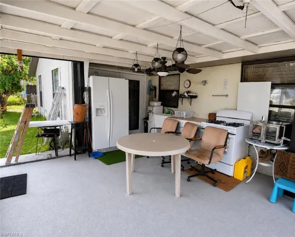 1409 Nw 7th Pl, Cape Coral, Florida 33993