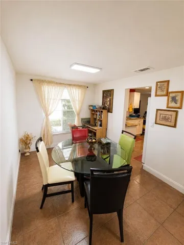 1409 Nw 7th Pl, Cape Coral, Florida 33993