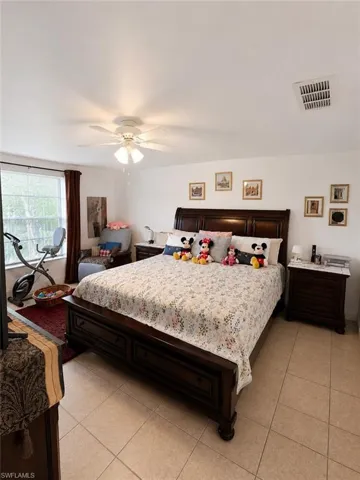 1409 Nw 7th Pl, Cape Coral, Florida 33993