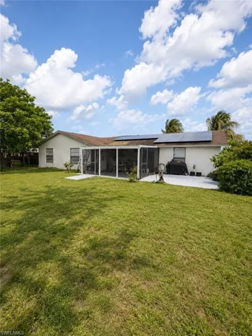 1409 Nw 7th Pl, Cape Coral, Florida 33993