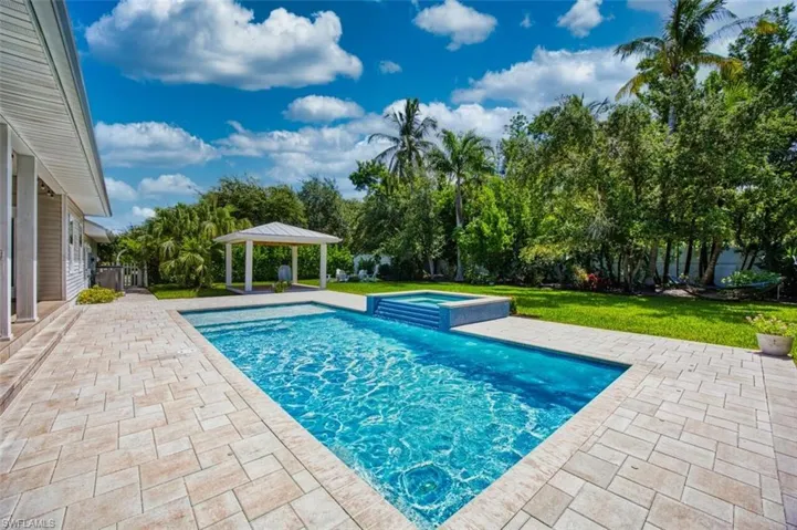 12271 Coconut Creek Ct, Fort Myers Fl 33908