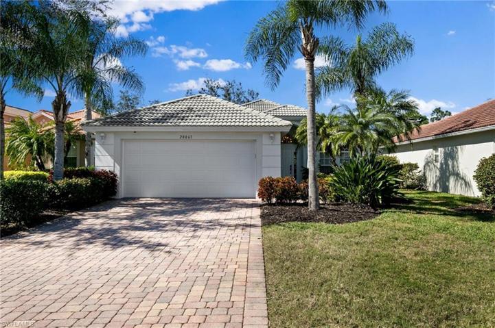 20061  Eagle Glen  WAY, Estero, FL 33928