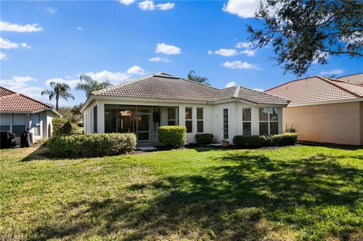 20061  Eagle Glen  WAY, Estero, FL 33928