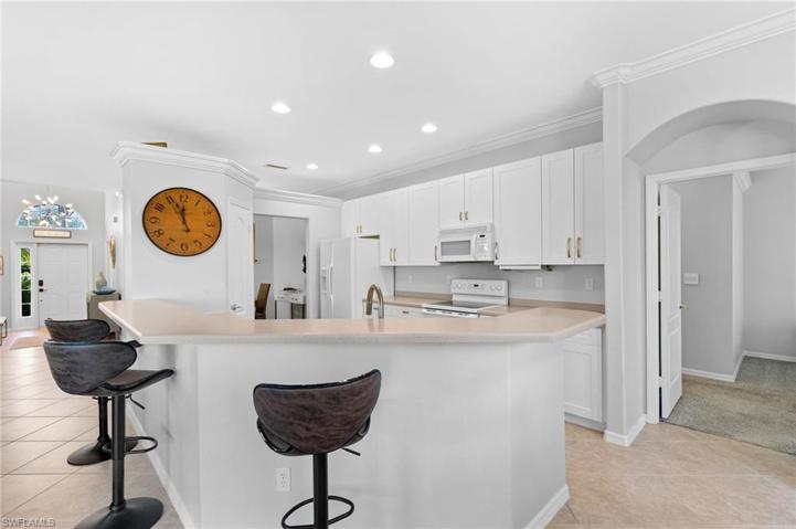 20061  Eagle Glen  WAY, Estero, FL 33928