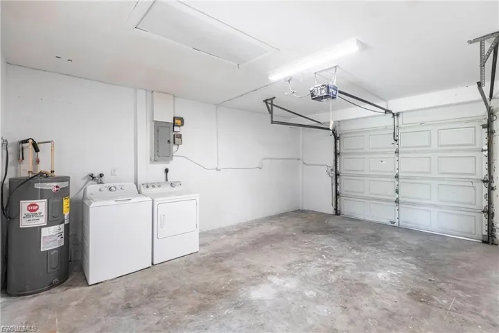 1717 Ne 6th Ter, Cape Coral, Florida 33909