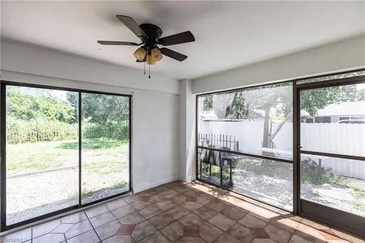 1717 Ne 6th Ter, Cape Coral, Florida 33909