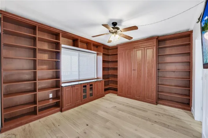Murphy bed and built ins doubles as bedroom or office