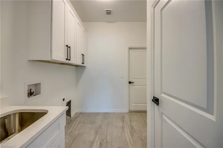 1505 Ne 13th Pl, Cape Coral Fl 33909