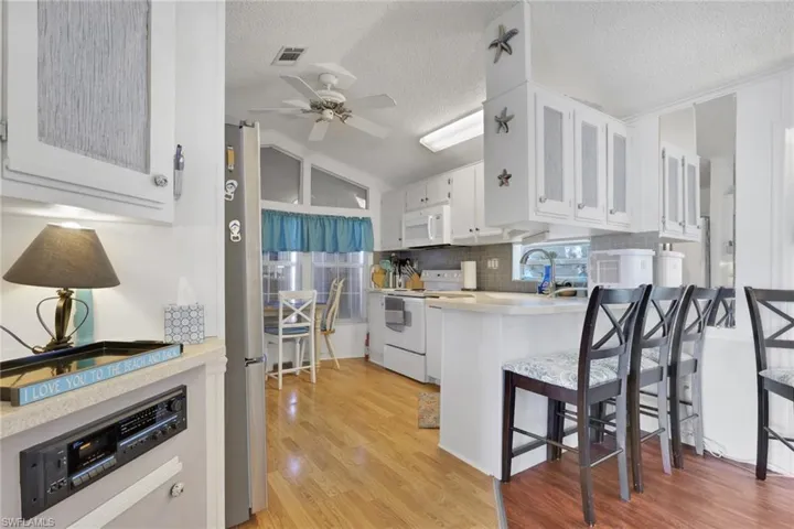 386 Leopard Ln 386, Naples, Florida 34114
