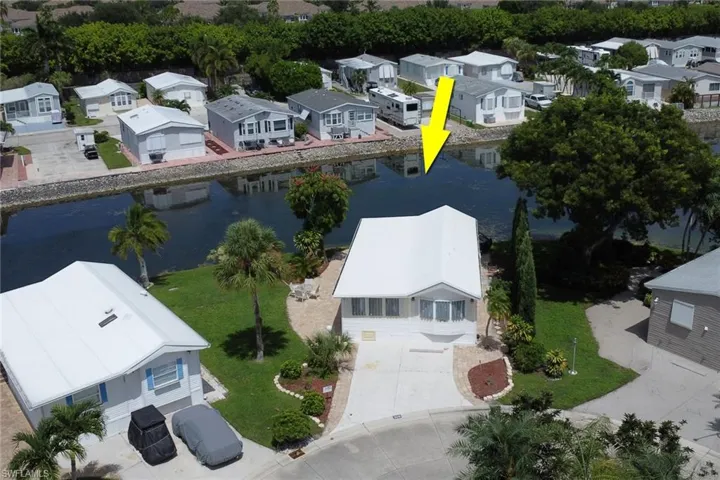 386 Leopard Ln 386, Naples, Florida 34114