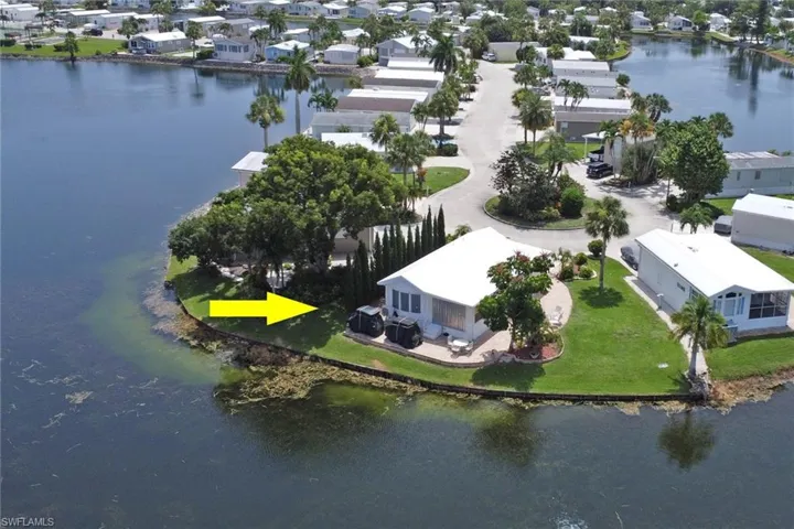 386 Leopard Ln 386, Naples, Florida 34114