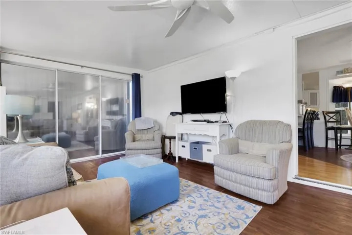 386 Leopard Ln 386, Naples, Florida 34114