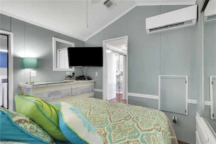 386 Leopard Ln 386, Naples, Florida 34114