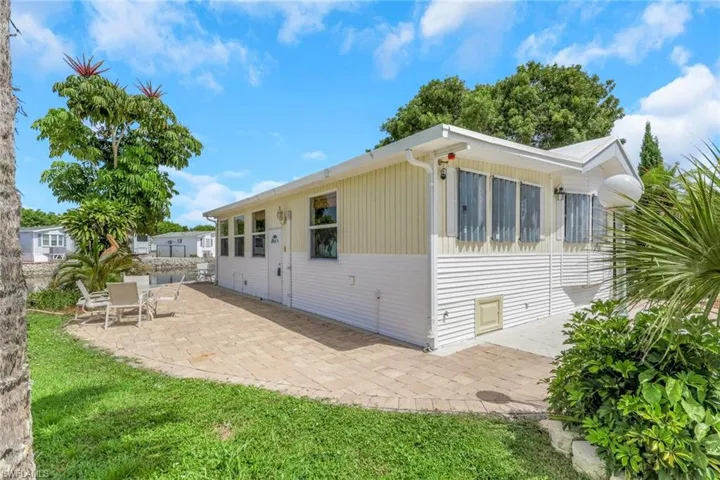 386 Leopard Ln 386, Naples, Florida 34114
