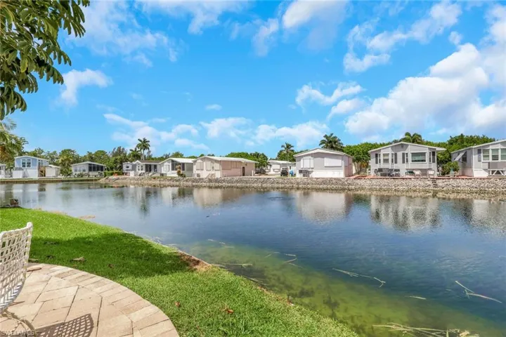 386 Leopard Ln 386, Naples, Florida 34114