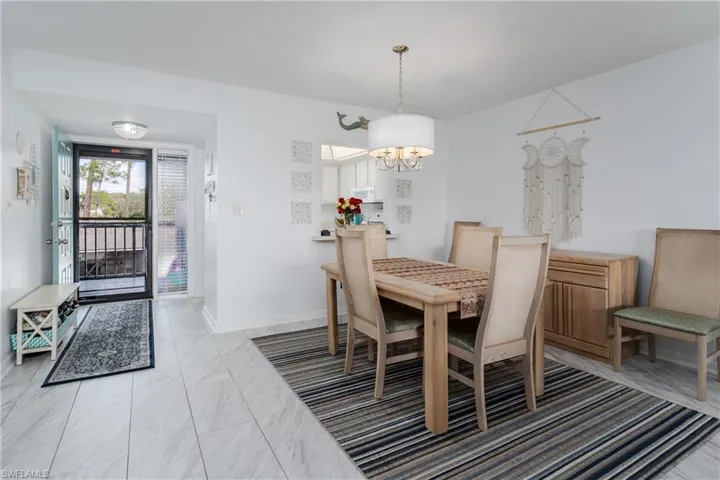 Dining area features