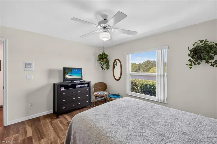 11690 Pinewood Lakes Dr, Fort Myers, Florida 33913