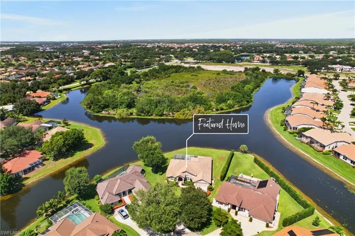 11690 Pinewood Lakes Dr, Fort Myers, Florida 33913