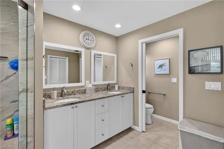 11690 Pinewood Lakes Dr, Fort Myers, Florida 33913