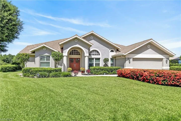 11690 Pinewood Lakes Dr, Fort Myers, Florida 33913