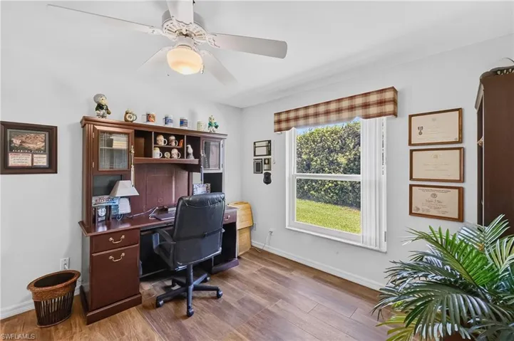 11690 Pinewood Lakes Dr, Fort Myers, Florida 33913