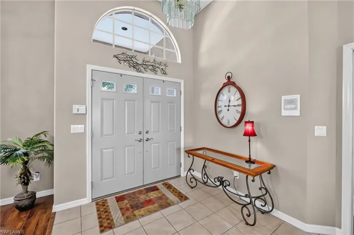 11690 Pinewood Lakes Dr, Fort Myers, Florida 33913