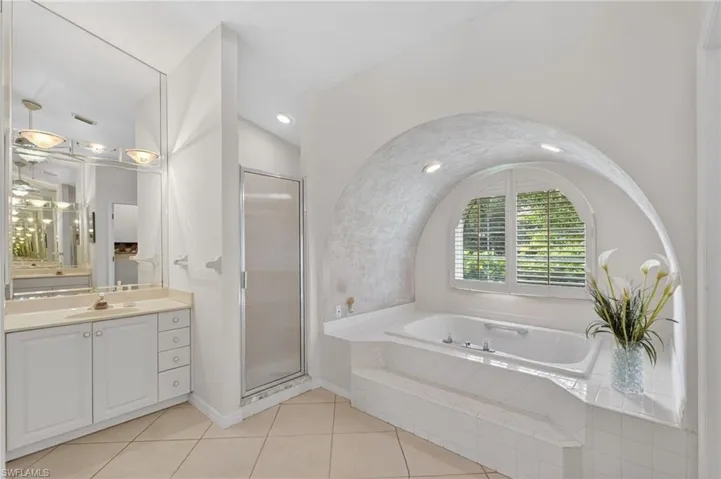 14517 Eagle Ridge Dr, Fort Myers, Florida 33912