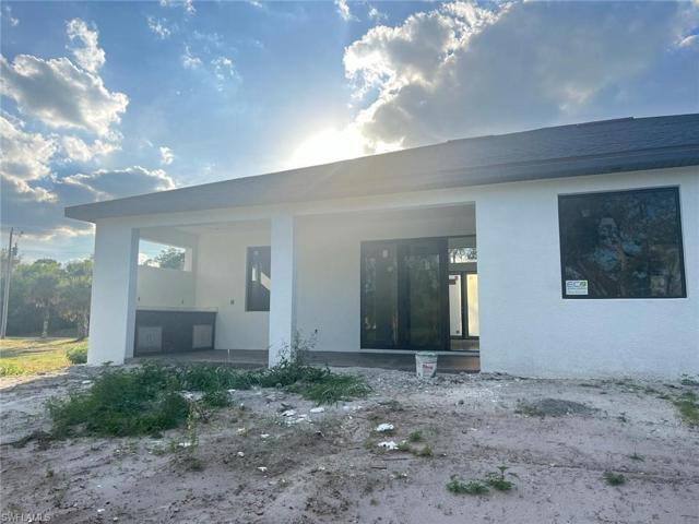 612  Palmetto  AVE, Lehigh Acres, FL 33972
