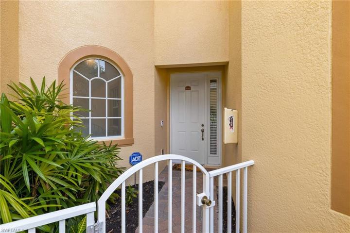 5660 Chelsey LN # 104, FORT MYERS FL 33912