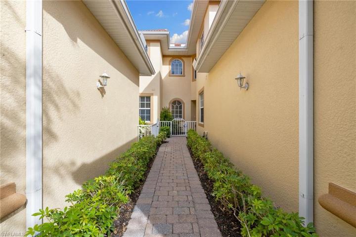 5660 Chelsey LN # 104, FORT MYERS FL 33912