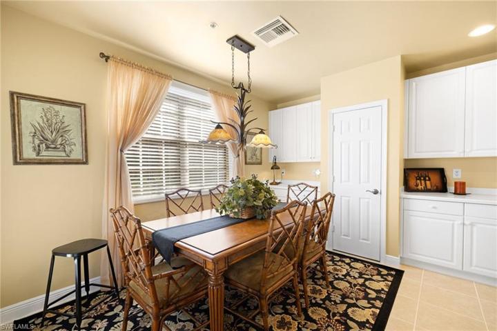 Dine-in Kitchen