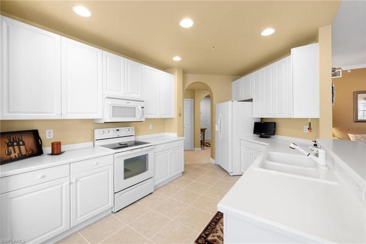 5660 Chelsey LN # 104, FORT MYERS FL 33912