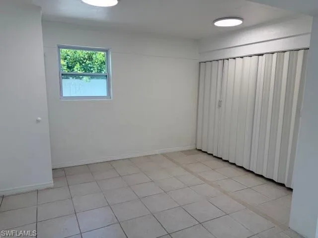 585  14th N ST, Naples, FL 34102