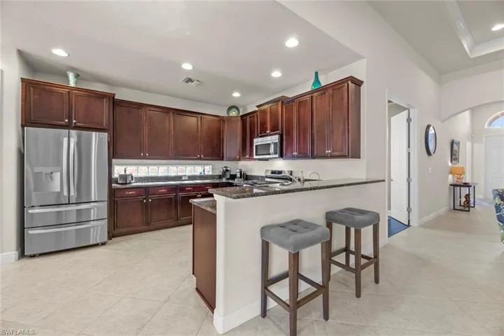 Breakfast bar